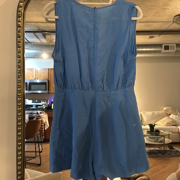 Zara Shorts Romper - TAGS NEVER WORN - Picture 4 of 4